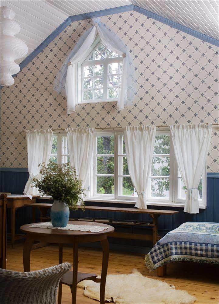 Koivulan Kartano Bed and Breakfast Lojo Exteriör bild